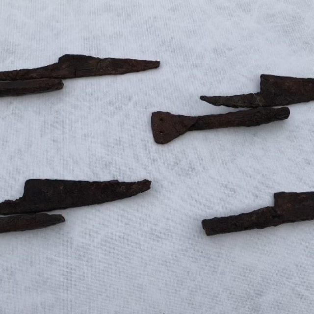 Hadrianopolis Antik Kenti'nde 5'inci yüzyıla ait bıçaklar ve kösüre taşı or...