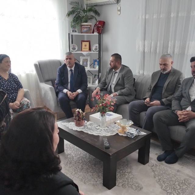 Veysel Şahin Bayındır'da ziyaretlerde bulundu