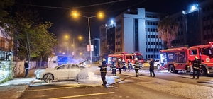 Park halindeki araçta yangın