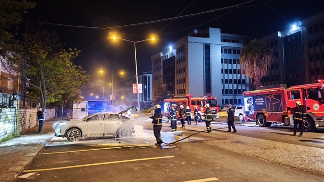 Park halindeki araçta yangın