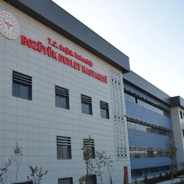 Çatıdan düşen işçi ağır yaralandı