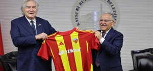 Başkan Büyükkılıç, ACES heyetini ağırladı Kayseri'de Dünya Spor Başkenti hedefine bir adım daha atıldı