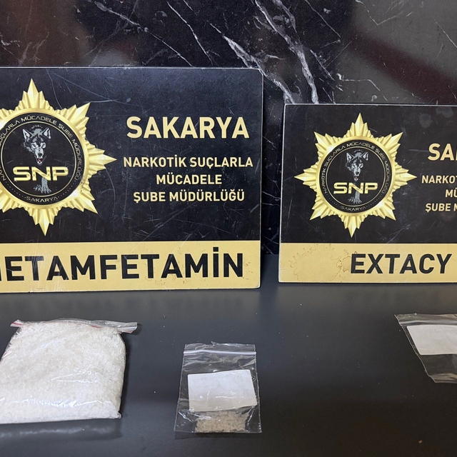 Sakarya'da uyuşturucu operasyonu: 3 tutuklama