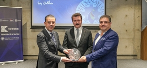 DSO Başkanı Kasapoğlu; "Üretim ekosistemi için destekler kilit rol üstleniyor" DSO Başkanı Kasapoğlu, kamu desteklerinden etkin şekilde yararlanmasının önemine dikkat çekti