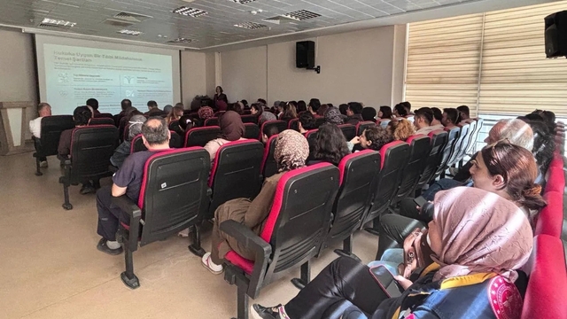 Sağlık çalışanlarına hukuki sorumluluk eğitimi