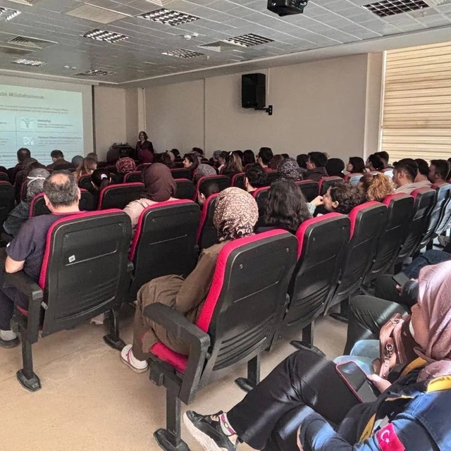 Sağlık çalışanlarına hukuki sorumluluk eğitimi