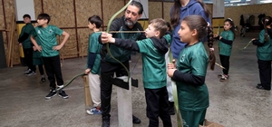 Karatay'da Spor Okulları gençleri geleceğe taşıyor