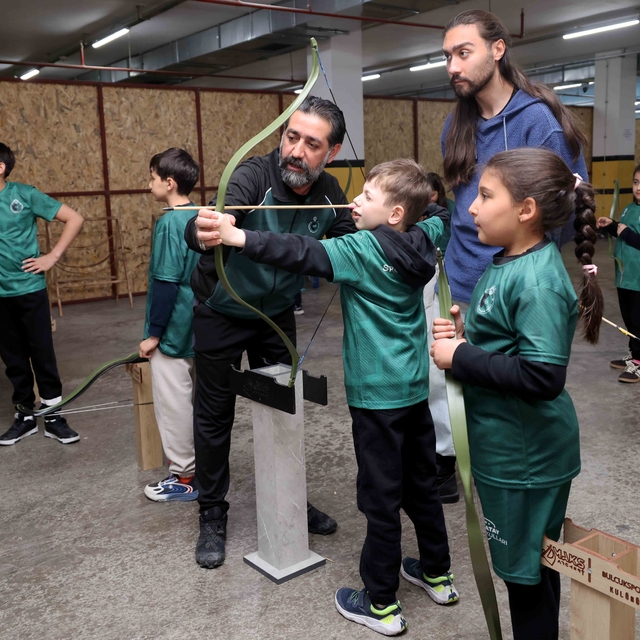 Karatay'da Spor Okulları gençleri geleceğe taşıyor