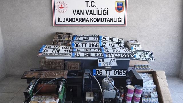 Van'da sahte sahte plaka basanlara operasyon