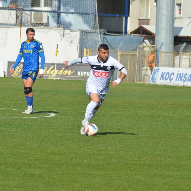 Sökeli futbolcu Taşdemir, yeşil sahalara veda etti
