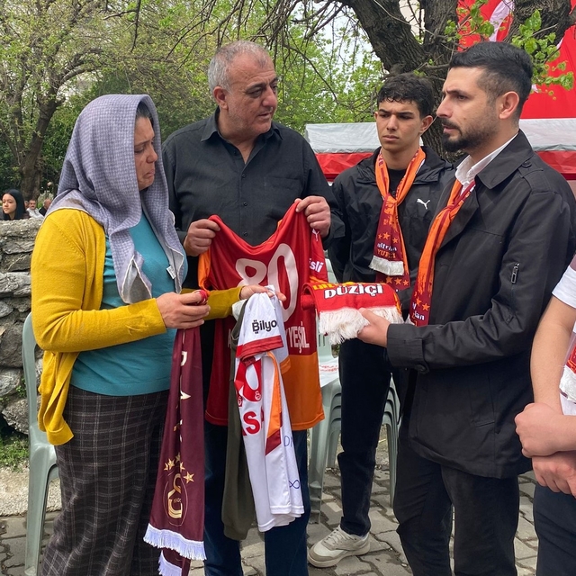 Anne Sonay Yeşil: "Galatasaray'ın 5 yıldızlı formasını alacaktık, olmadı"