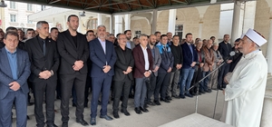 Diyarbakır ve çevre illerde Kahramanmaraş'taki okul saldırısında ölenler için gıyabi cenaze namazı kılındı