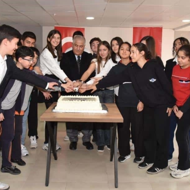 Burhaniye'de TÜBİTAK Şampiyonlarına anlamlı kutlama