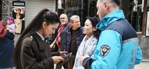 On binlerce turiste hizmet verdiler