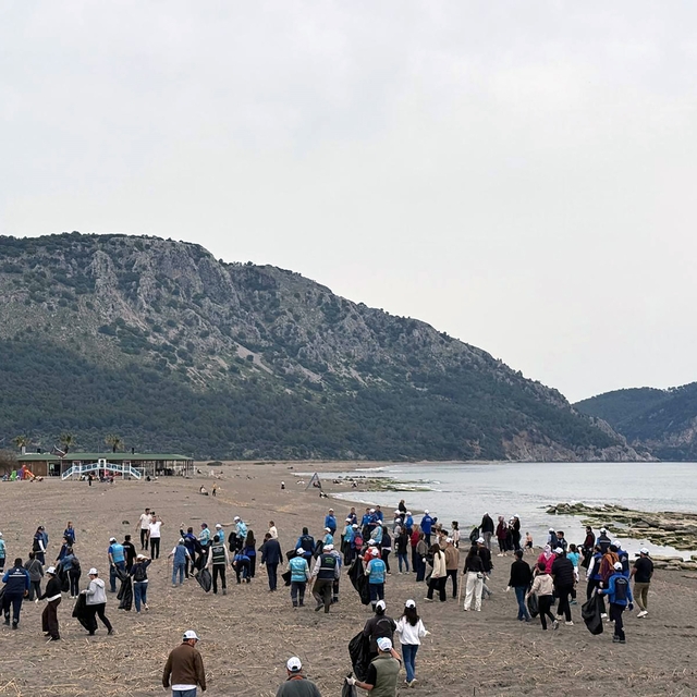 Muğla Büyükşehir'den sahillerde temizlik seferberliği