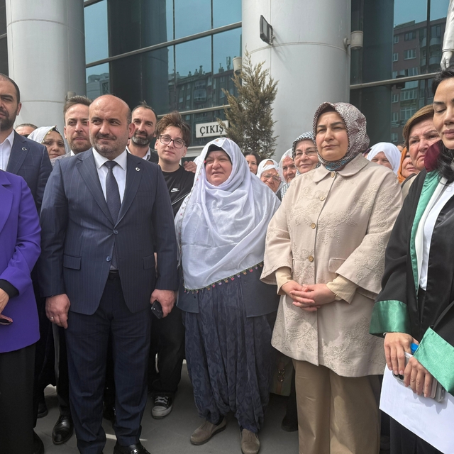 Mihalgazi Belediye Başkanı'na hakaret davasında ilk duruşma
Mehmet Emin Kor...