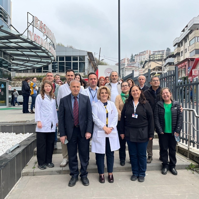 Zonguldak'ta tabiplerden sağlıkta şiddete tepki