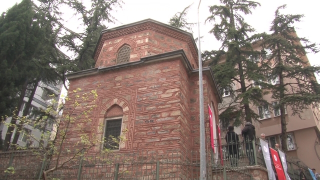 Bursa'da Abdüllatif Kudsi Türbesi yeniden ziyarete açıldı