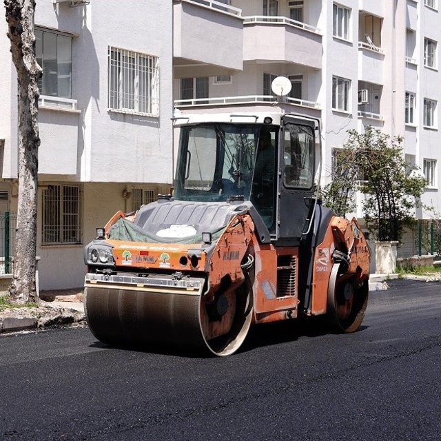 Şehitkamil'de asfalt çalışmalar hız kazandı