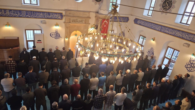 Marmaris'te Kahramanmaraş'taki okul saldırısında ölenler için gıyabi cenaze namazı kılındı