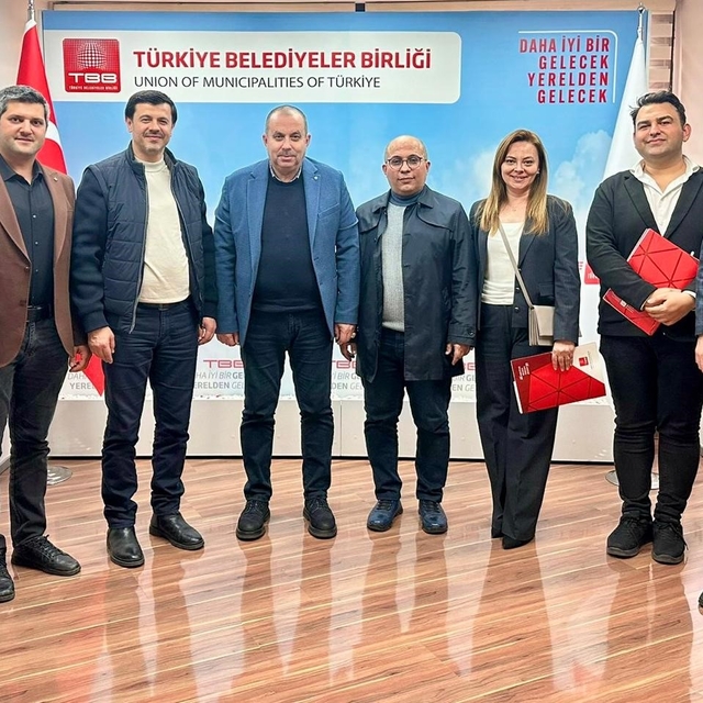 Körfez Belediyesi'nin projeleri Türkiye'ye örnek oldu