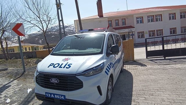 Tatvan'da okul çevrelerinde güvenlik önlemleri artırıldı