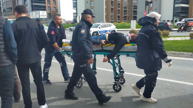 Tekirdağ'da motosikletin çarptığı yaya yaralandı