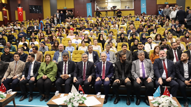 AK Parti Genel Başkan Yardımcısı Yayman, Hatay'da "İhtisas Akademi" programında konuştu: