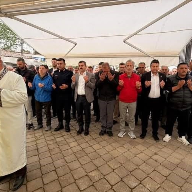 Okul saldırısında ölenler için Köyceğiz'de gıyabi cenaze namazı kılındı