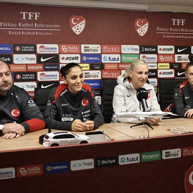 A Milli Kadın Futbol Takımı, İsviçre maçına hazır