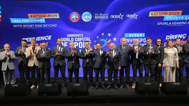 ACES Yönetim Kurulu Başkanı Lupatelli: "2029 Dünya Spor Başkenti yüzde 99.5 Kayseri olacak"
2029 Dünya Spor Başkenti Adaylığı programı Kayseri'de düzenlendi