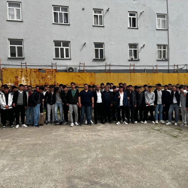 Çermik Belediyesi YKS'ye girecek öğrencileri kampa gönderdi