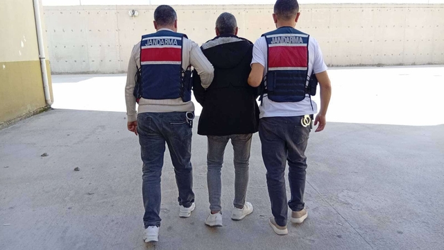 Kesinleşmiş hapis cezalarıyla aranan 2 şahıs yakalandı