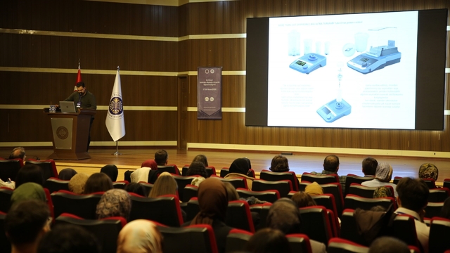 Atatürk Üniversitesi'nde "Moleküler Biyoloji ve Genetik" zirvesi