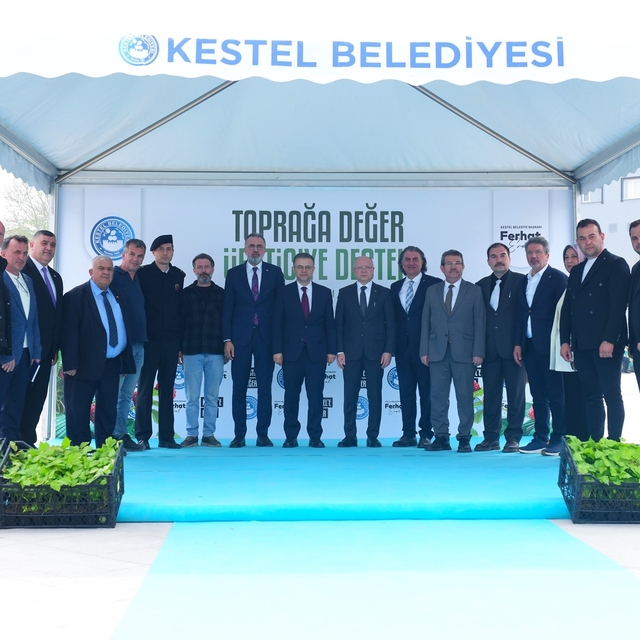 Kestel'de üreticiye 6 bin ahududu fidanı desteği