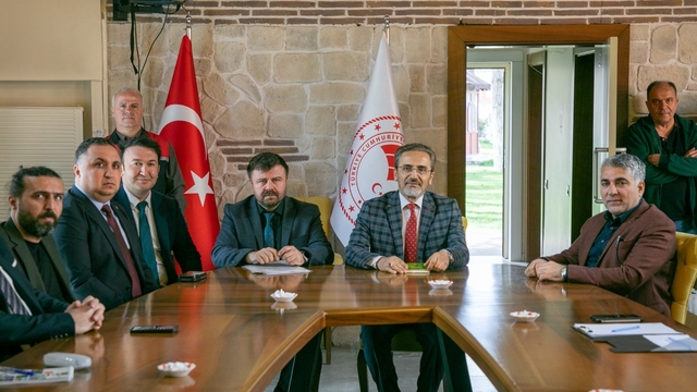 Eskişehir'de üreticiler tarım sigortalarıyla ilgili bilgilendirildi