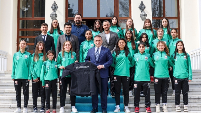 Bilecik Kolej Spor Kulübü'nden Vali Faik Oktay Sözer'e ziyaret