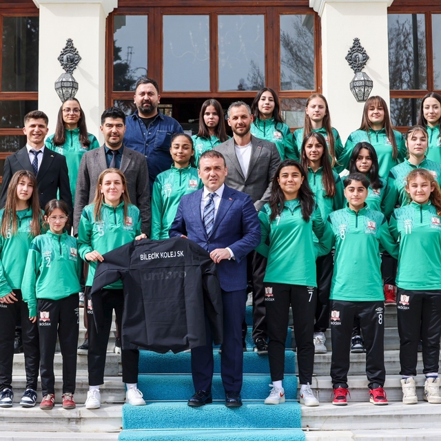 Bilecik Kolej Spor Kulübü'nden Vali Faik Oktay Sözer'e ziyaret