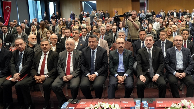 'Samsun, Türkiye'nin en yaşanılabilir şehirlerinden biri olacak'
Samsun-Çarşamba Havalimanı'nın ihalesi 5 Mayıs'ta
Havza-Merzifon Hızlı Tren Hattı'nın ihalesi 28 Nisan'da