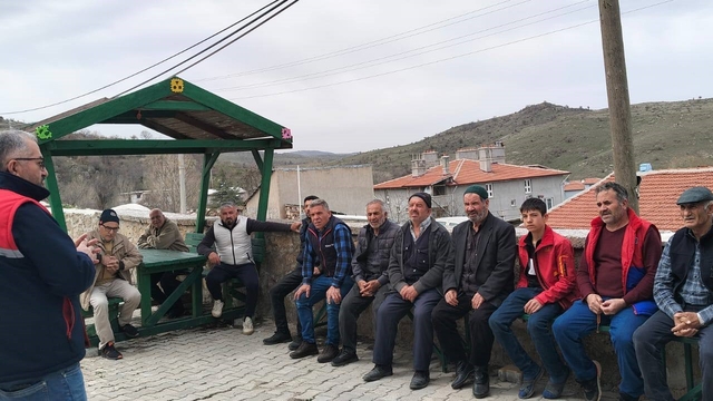 Afyonkarahisar'da çiftçi buluşmaları devam ediyor