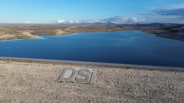 Karaman'da baraj ve göletler ekonomiye can suyu oluyor