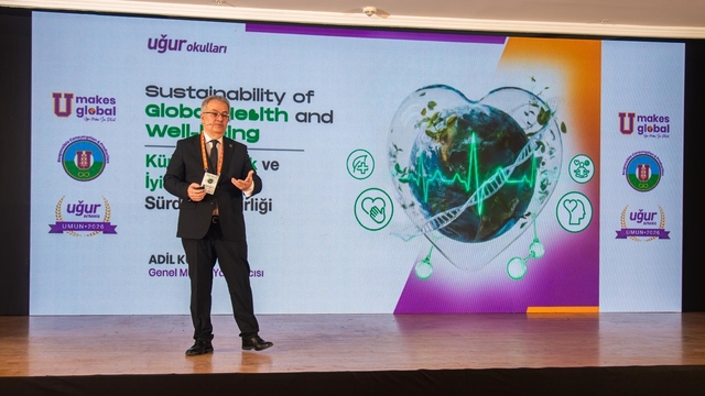 Türkiye'den öğrenciler küresel sağlık için çözüm üretti
Gençlerden küresel sağlık sorunlarına ortak akıl
Uğur Okulları Model Birleşmiş Milletler Konferansı'nın altıncısı "Küresel Sağlık ve İyi Oluşun Sürdürülebilirliği" teması ile gerçekleştirildi