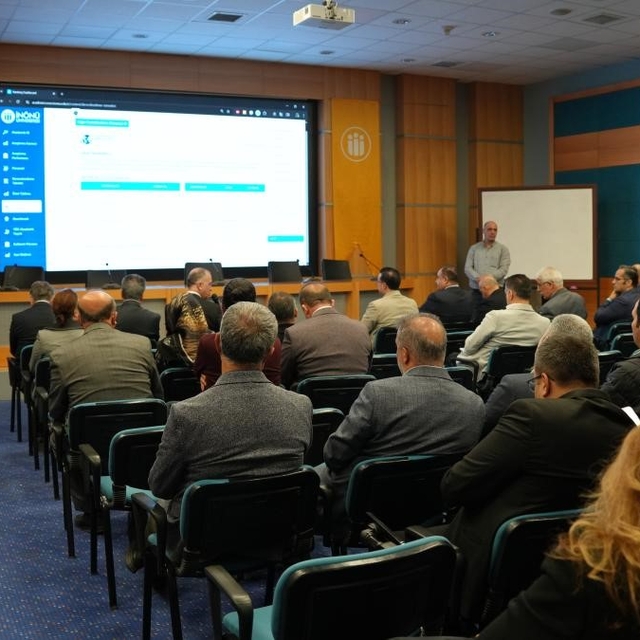 Yönetici Liderlik Eğitim Programı devam ediyor