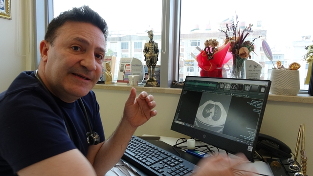 Elektronik sigarada süre doldu: "Kanser riski netleşti"
Profesör Özkaya: "20 sene sonra patlamış mısır gibi kanser vakalarının artmasını bekliyoruz"