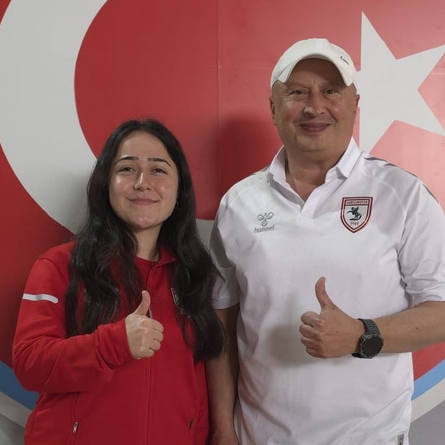 Alaçam'dan Torino'ya: Selma Kalanç milli formayla zirve peşinde