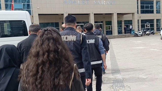 Kilis'te 2 kilo 729 gram kaçak altın ele geçirildi; 4 tutuklama