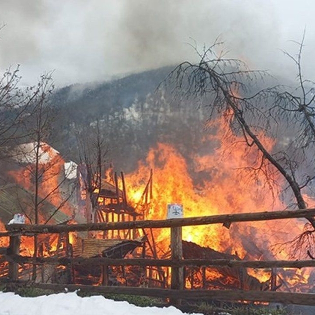 Yangınlardan etkilenen vatandaşlar yalnız bırakılmadı