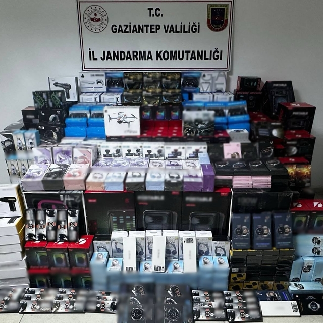 Gaziantep'te 3 milyon TL değerinde kaçak malzeme ele geçirildi: 1 gözaltı