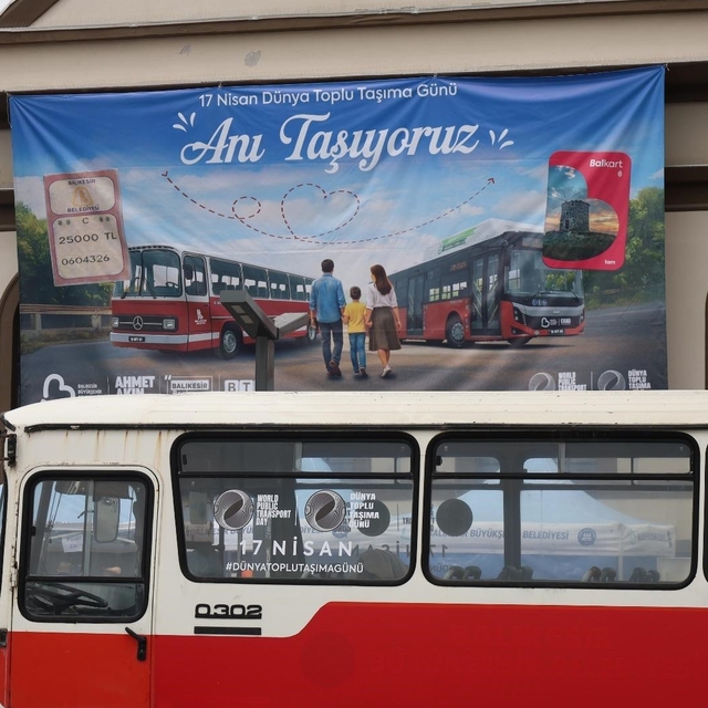Balıkesir'de toplu taşıma gününde nostalji rüzgârı