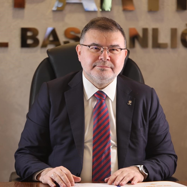 AK Parti İzmir İl Başkanı Saygılı'dan mecliste yaşananlara tepki
İzmir'de m...